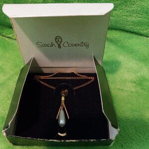 Vintage SARAH COVENTRY Chain Necklace/Pendent Faux Pearl Teardrop 8359